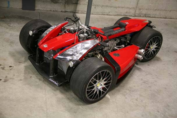 Lazareth Wazuma V8F front 3/4