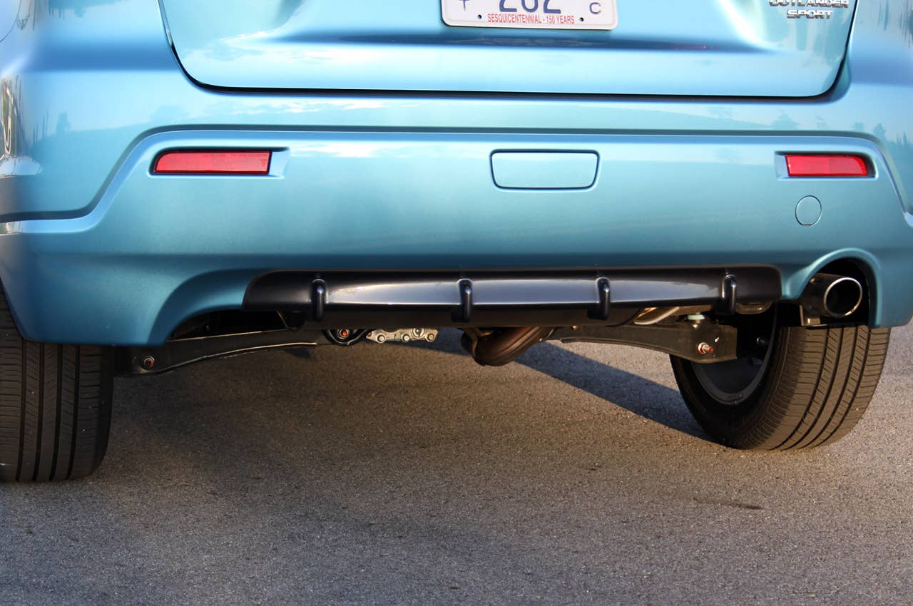 2011 Mitsubishi Outlander Sport SE AWC rear fascia