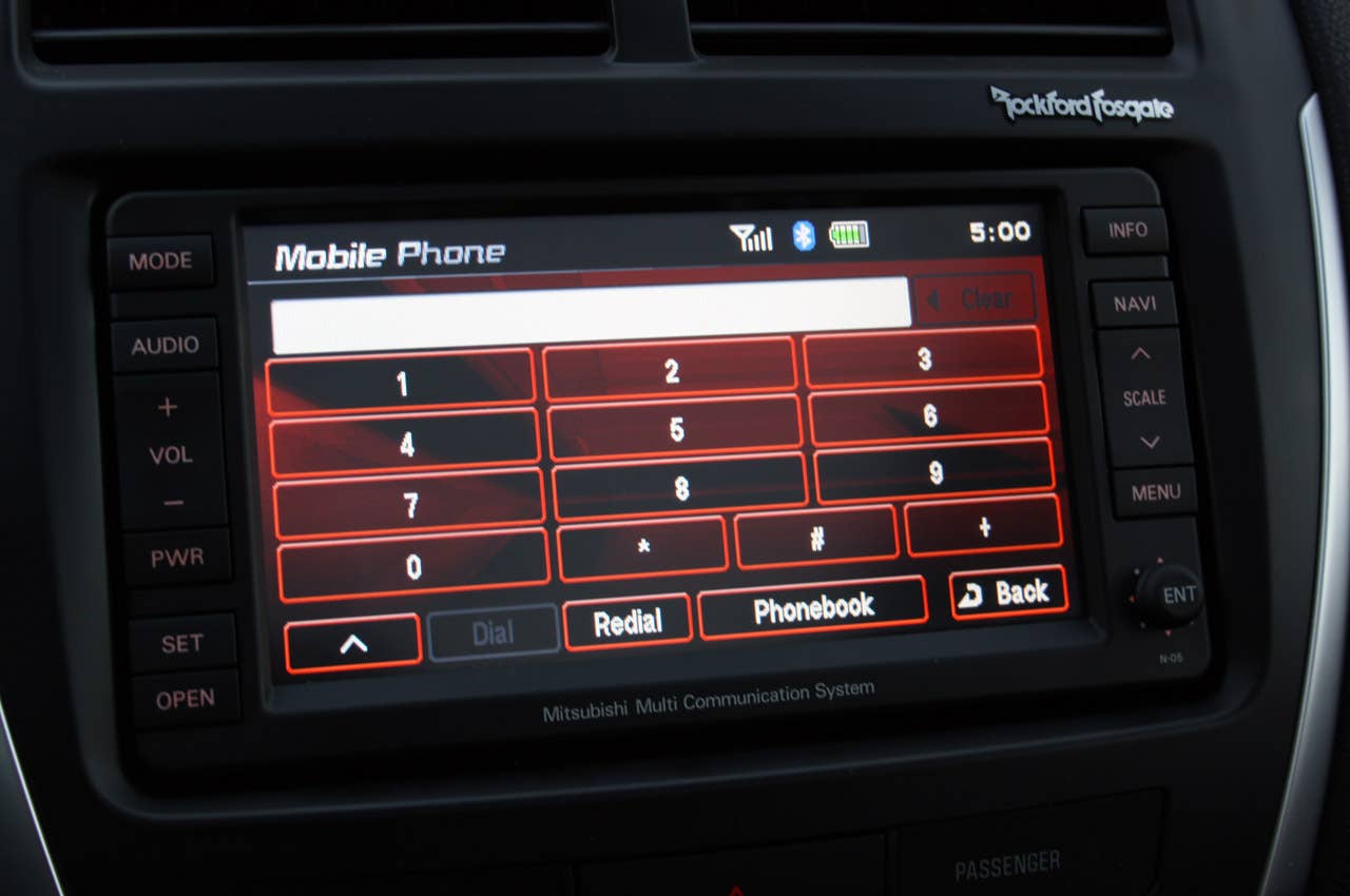 2011 Mitsubishi Outlander Sport SE AWC phone