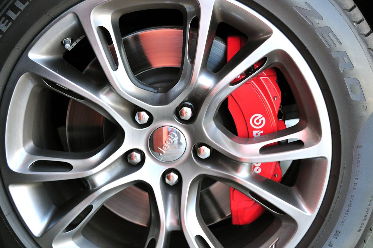 2012 Jeep Grand Cherokee SRT8 brakes