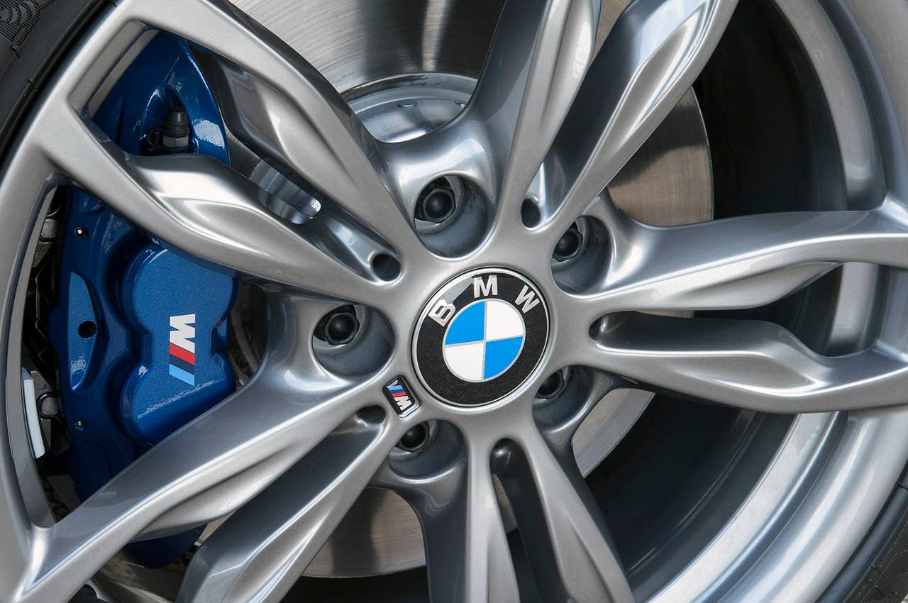 2012 BMW M135i wheel detail