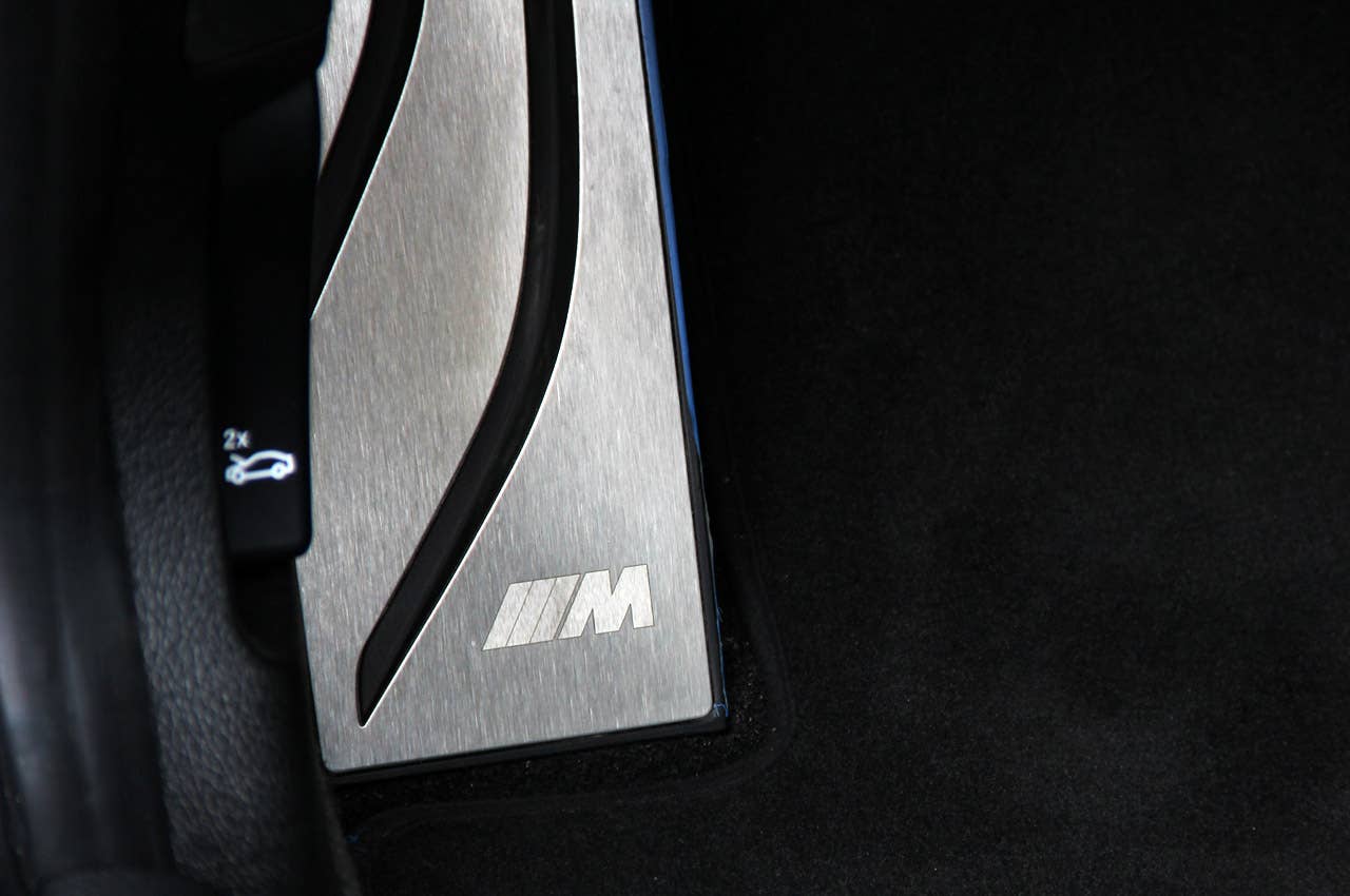 2012 BMW M135i dead pedal