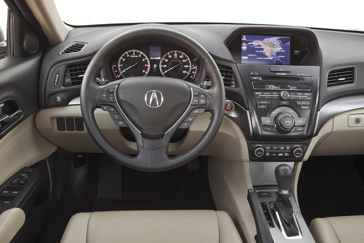 2014 Acura ILX 2.0L.
