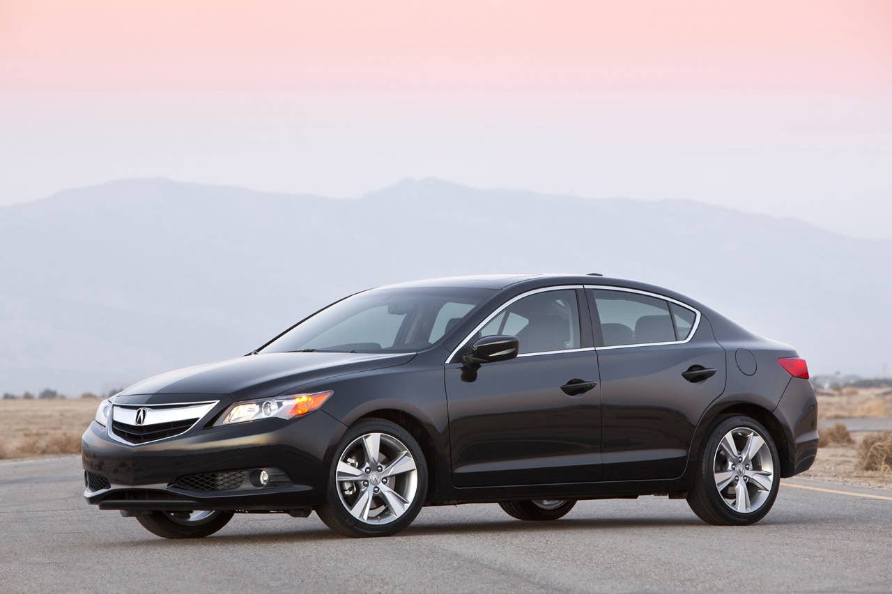 2014 Acura ILX 2.4L.