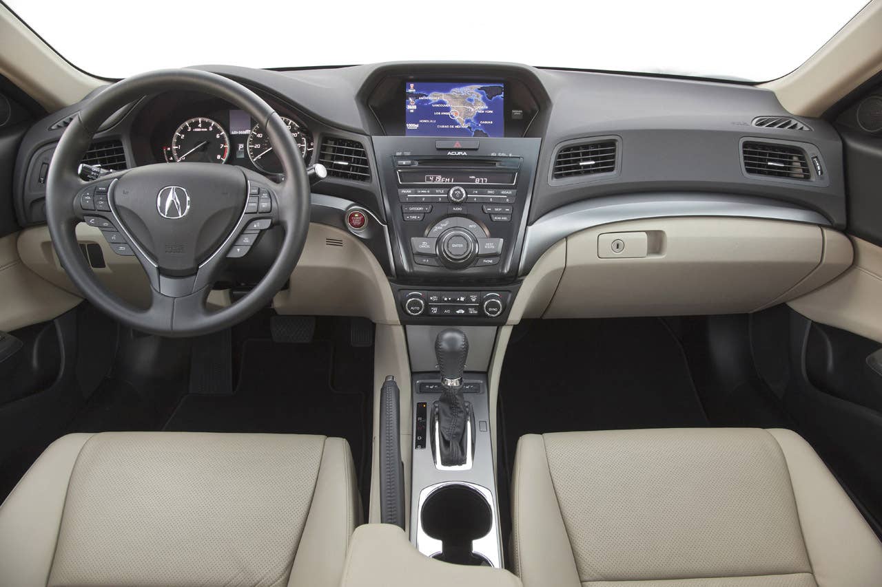 2014 Acura ILX 2.0L.