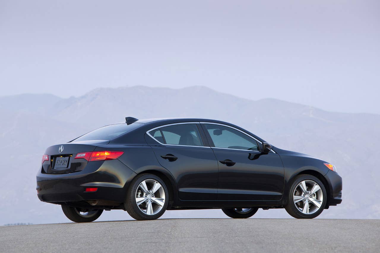 2014 Acura ILX 2.4L.