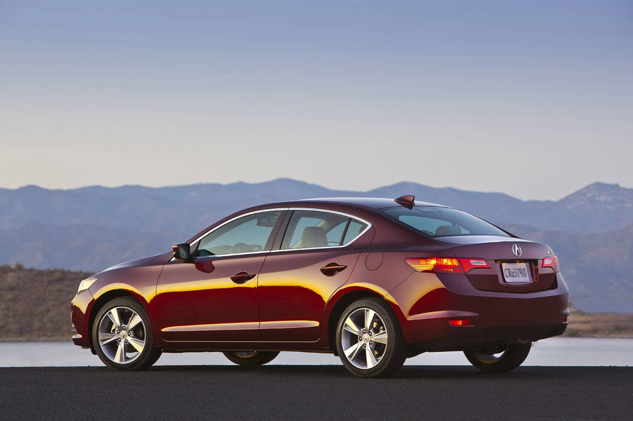 2014 Acura ILX 2.4L.