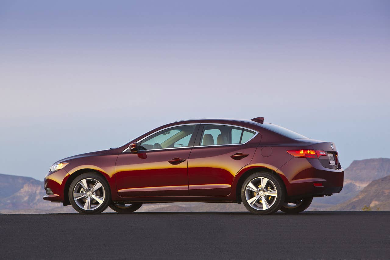 2014 Acura ILX 2.4L.