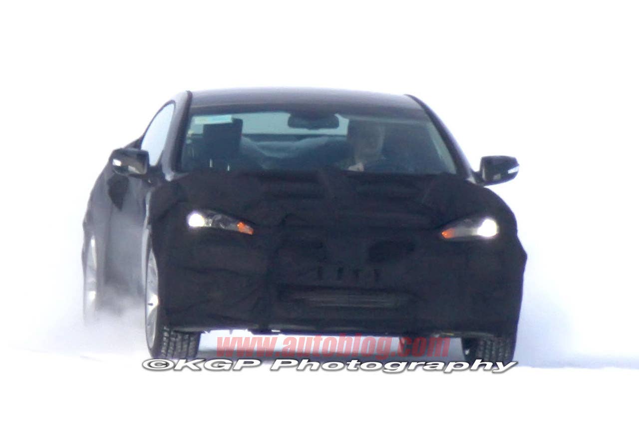 Hyundai Genesis Coupe spy shots