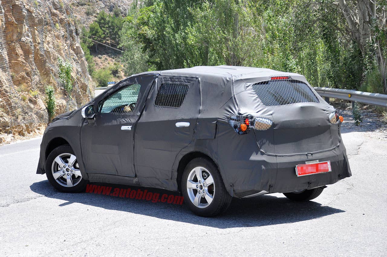 Suzuki SX4 Spy Shots rear 3/4