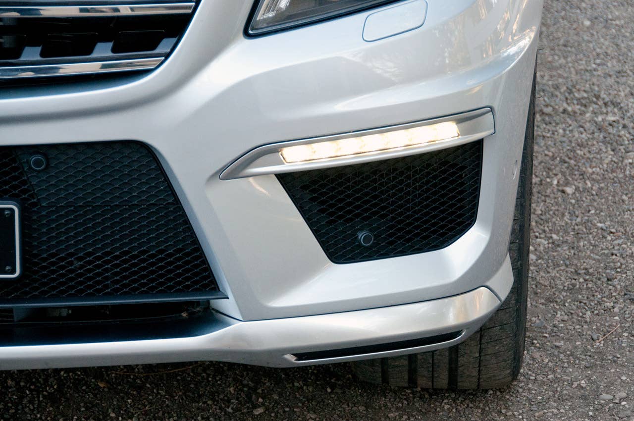 2012 Mercedes-Benz ML63 AMG front fascia