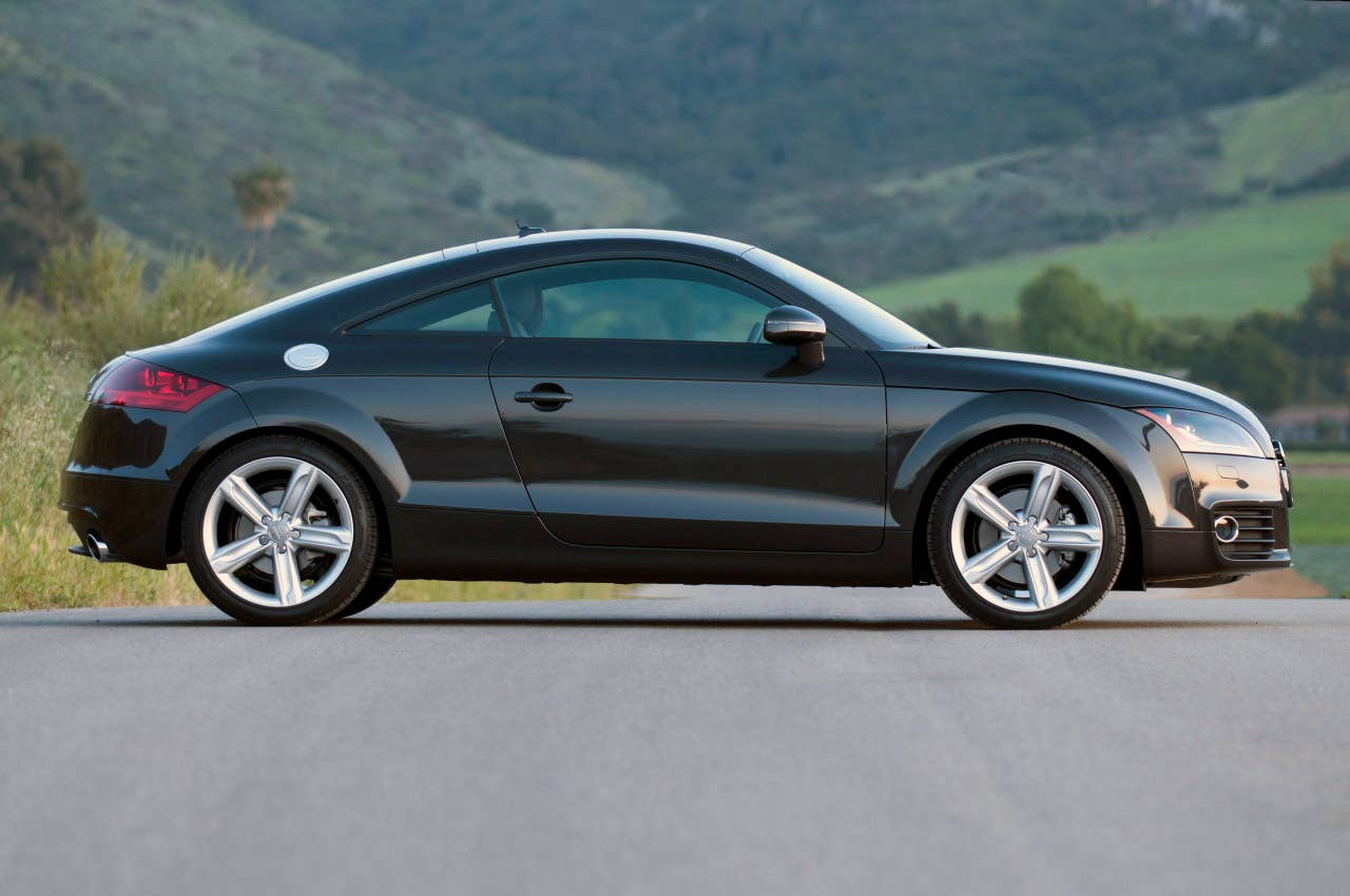 2011 Audi TT 2.0 Quattro Coupe side view