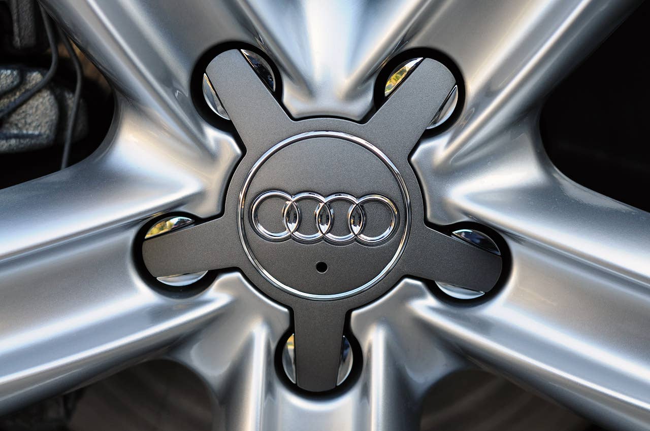 2011 Audi TT 2.0 Quattro Coupe wheel