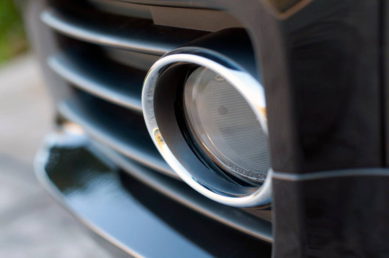 2011 Audi TT 2.0 Quattro Coupe fog light