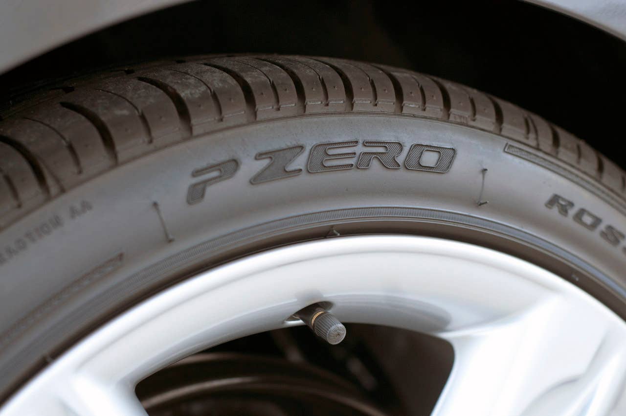 2011 Audi TT 2.0 Quattro Coupe tire