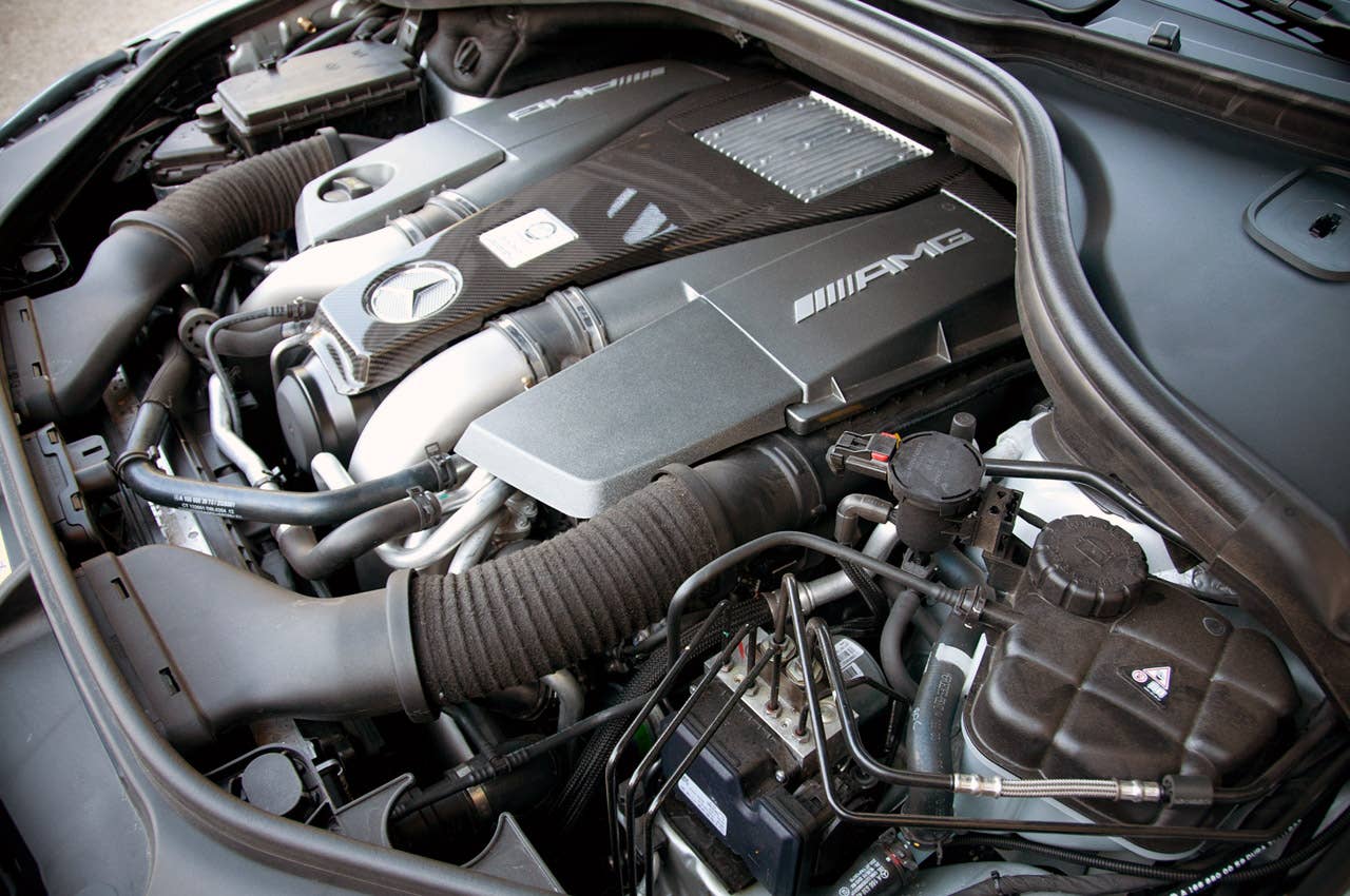2012 Mercedes-Benz ML63 AMG engine