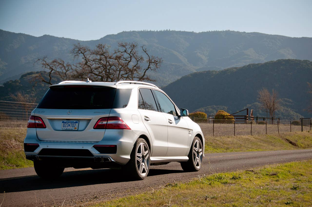 2012 Mercedes-Benz ML63 AMG rear 3/4 view