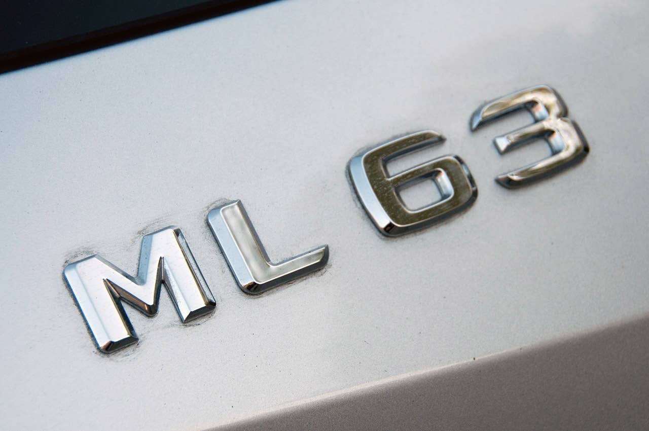 2012 Mercedes-Benz ML63 AMG badge