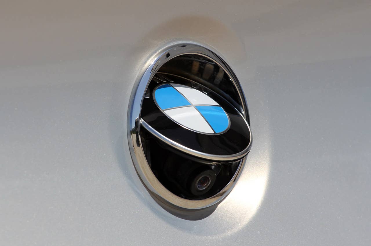 2013 BMW 6 Series Gran Coupe trunk release