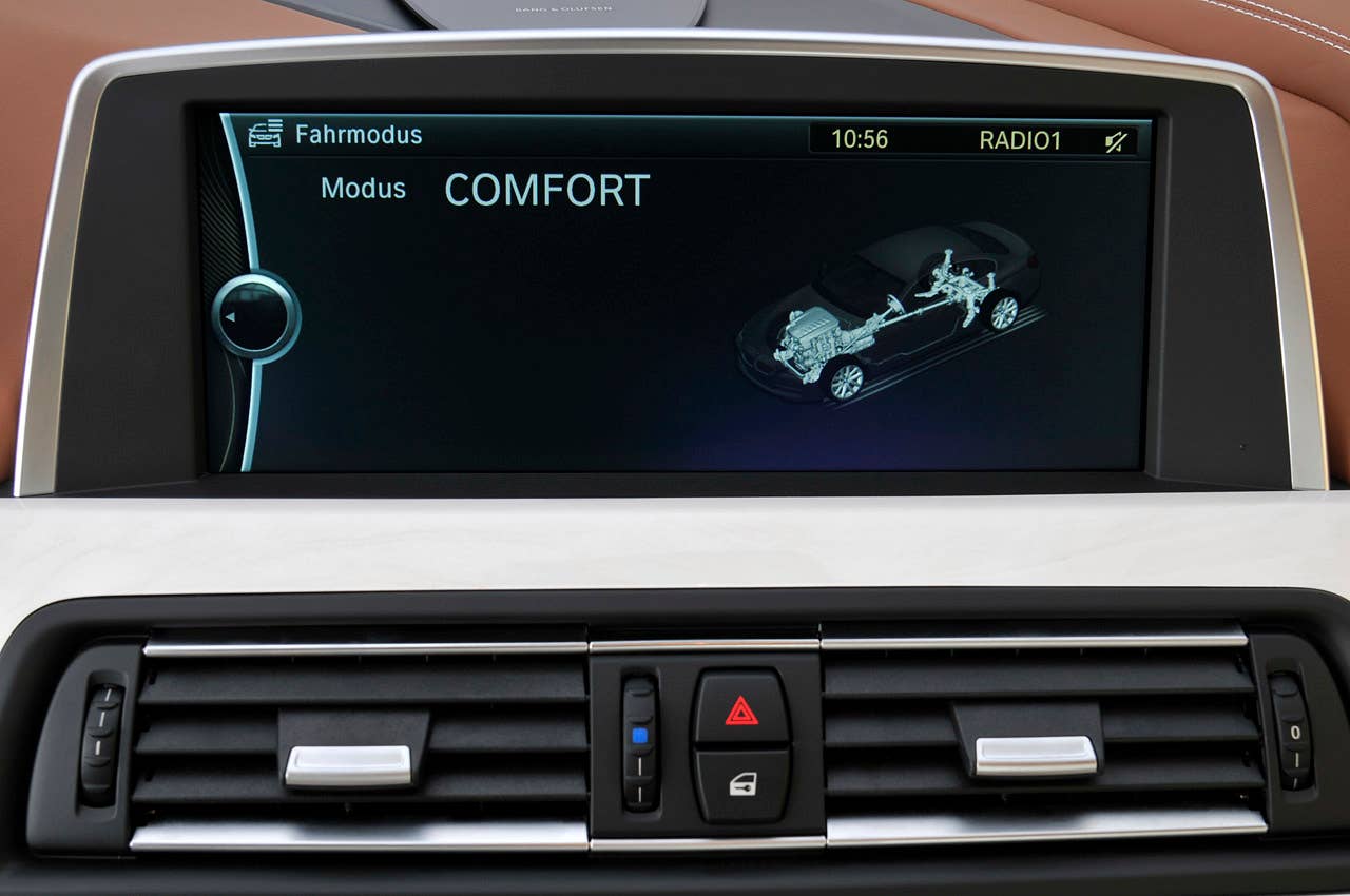 2013 BMW 6 Series Gran Coupe driving mode display
