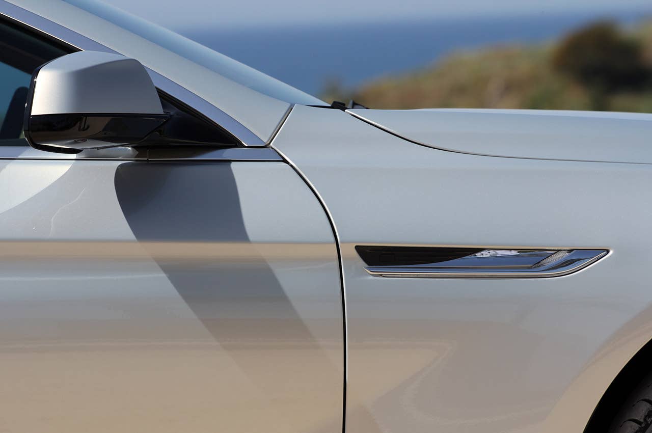2013 BMW 6 Series Gran Coupe side marker