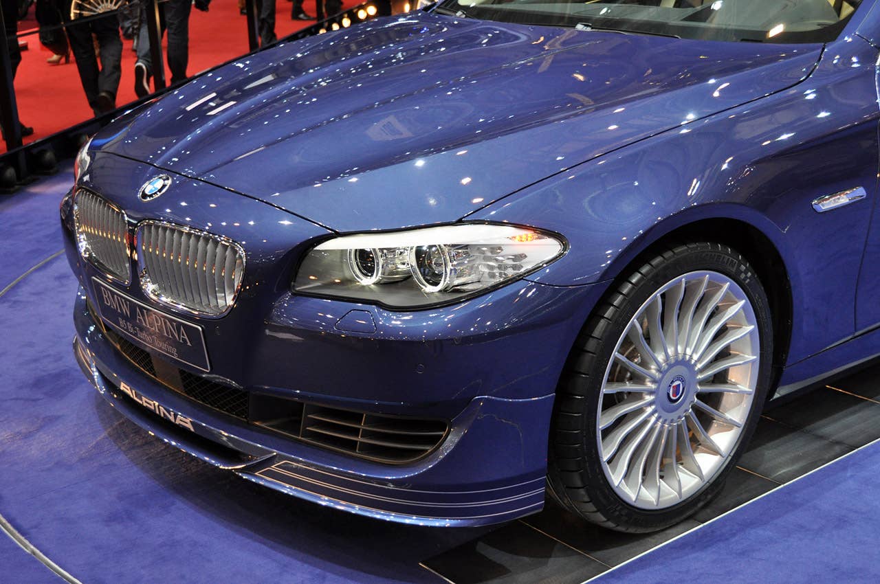 Alpina B5 BiTurbo Touring: Geneva 2011