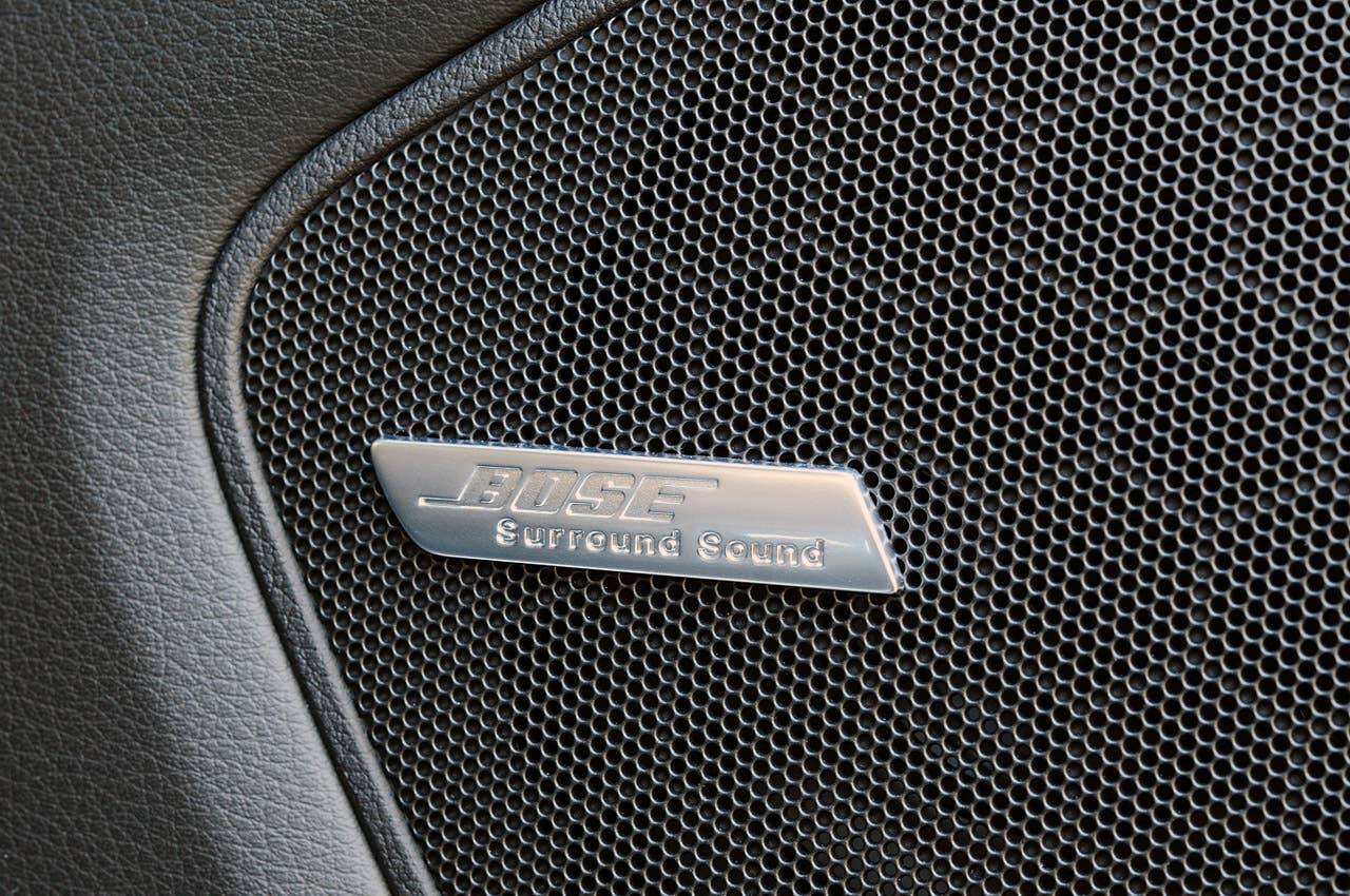 2011 Audi Q7 3.0T S line door speaker