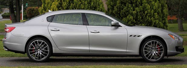 2014 Maserati Quattroporte S Q4 side view