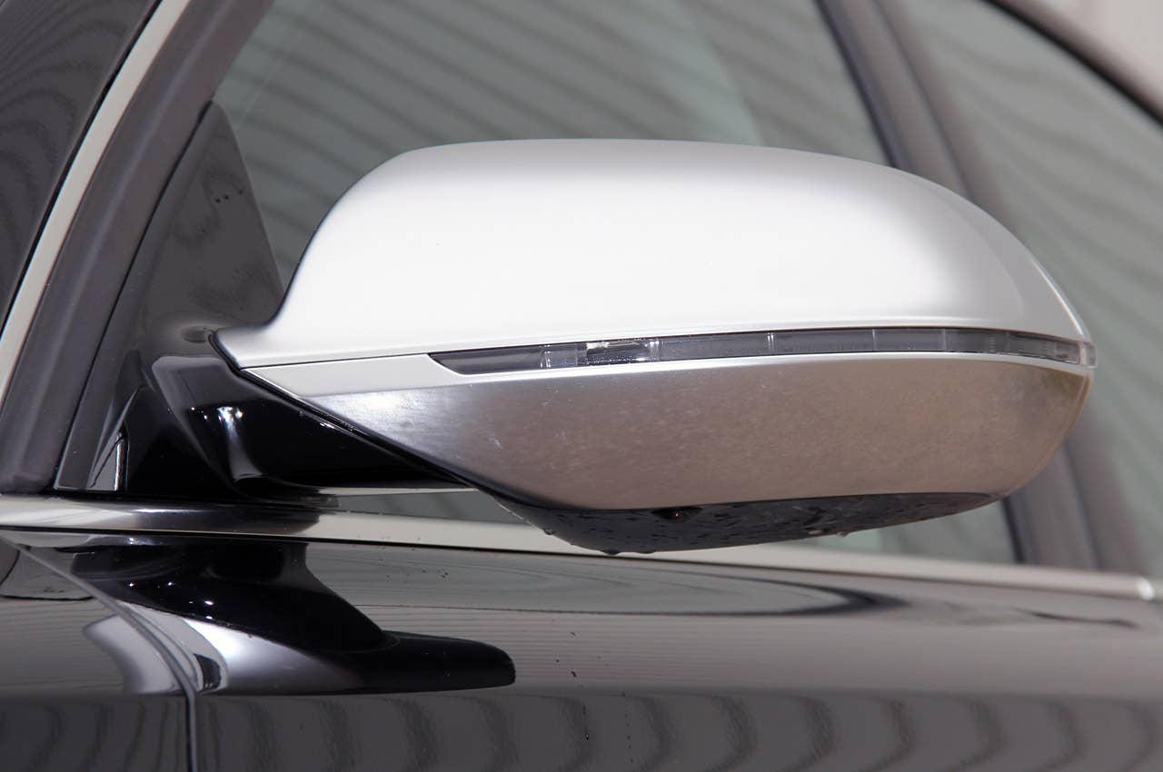 2013 Audi S8 side mirror