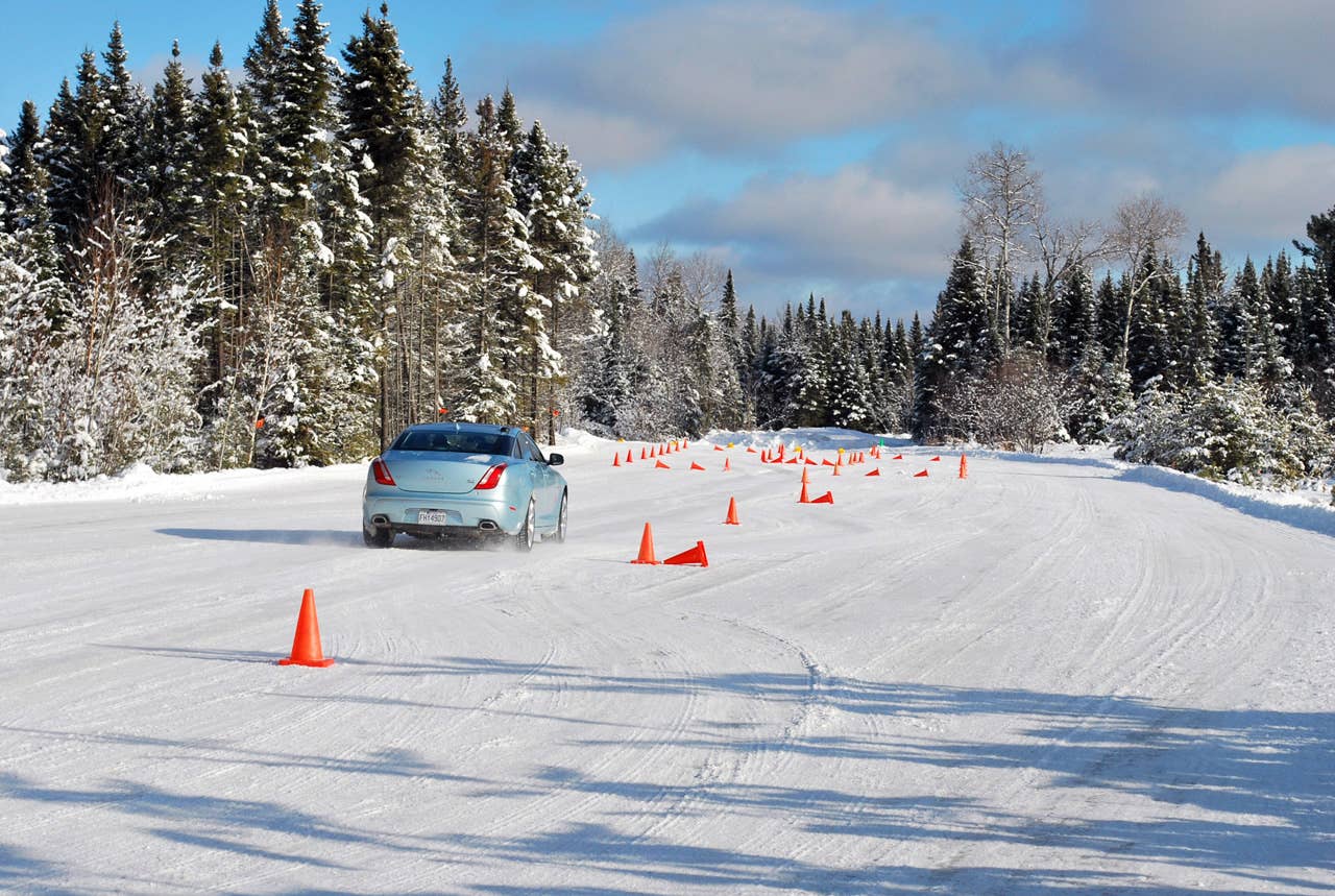 2013 Jaguar XJ AWD snow slalom