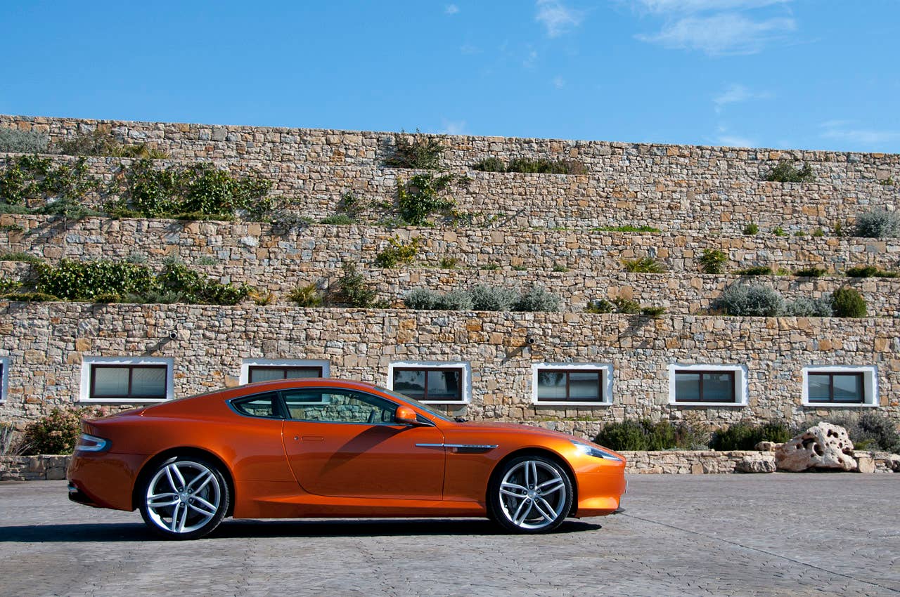 2012 Aston Martin Virage side view
