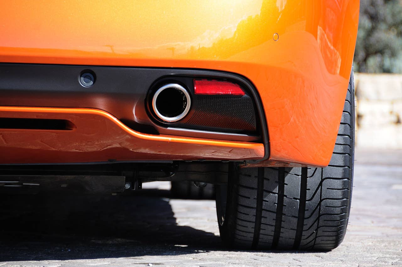 2012 Aston Martin Virage rear detail