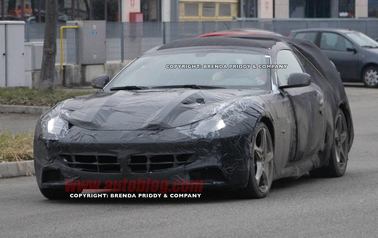 Ferrari 612 Scaglietti spy shots