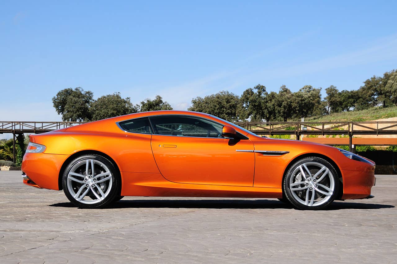 2012 Aston Martin Virage side view