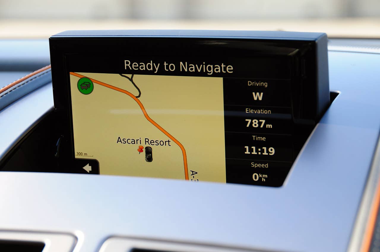 2012 Aston Martin Virage navigation system