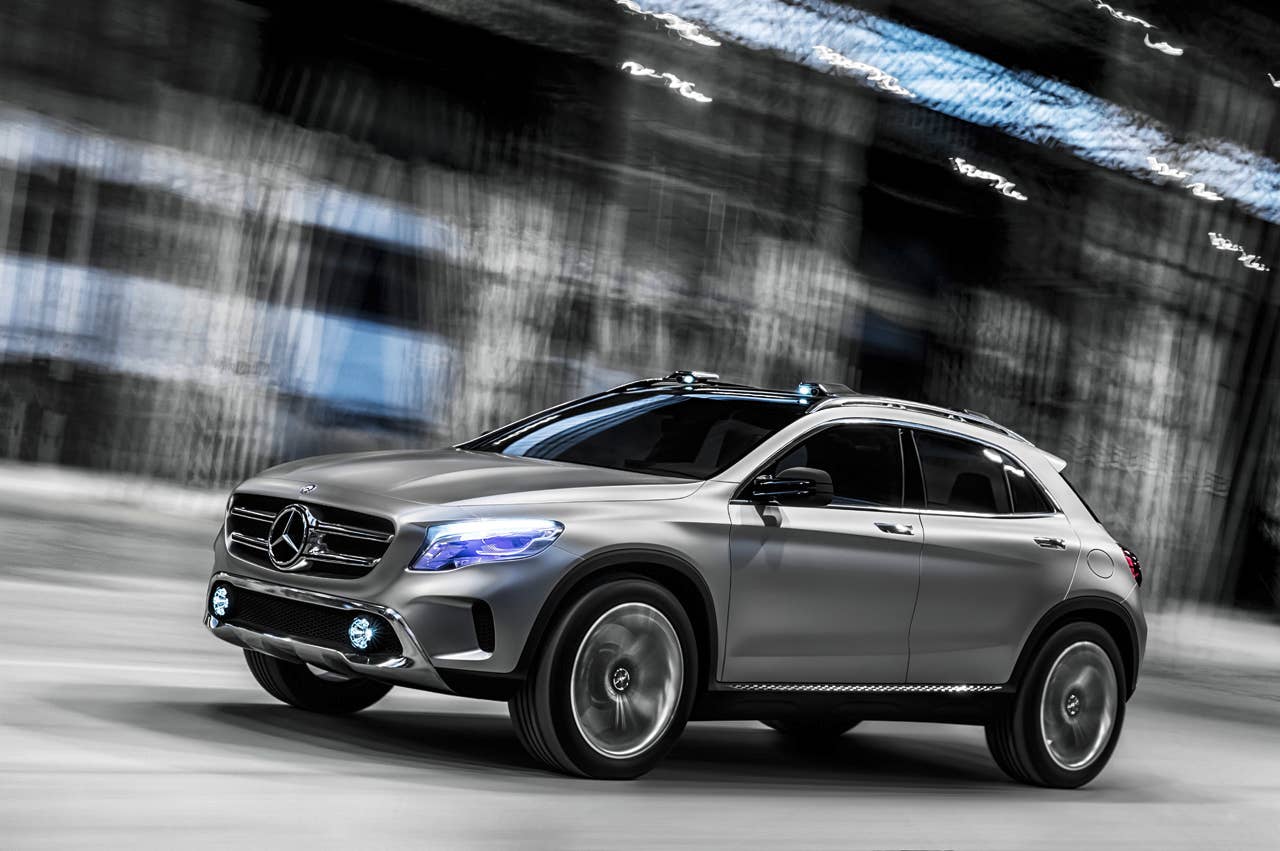 Mercedes-Benz GLA Concept front 3/4