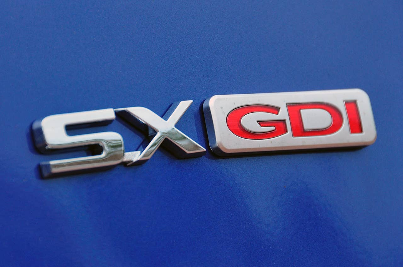2012 Kia Rio 5-door badge