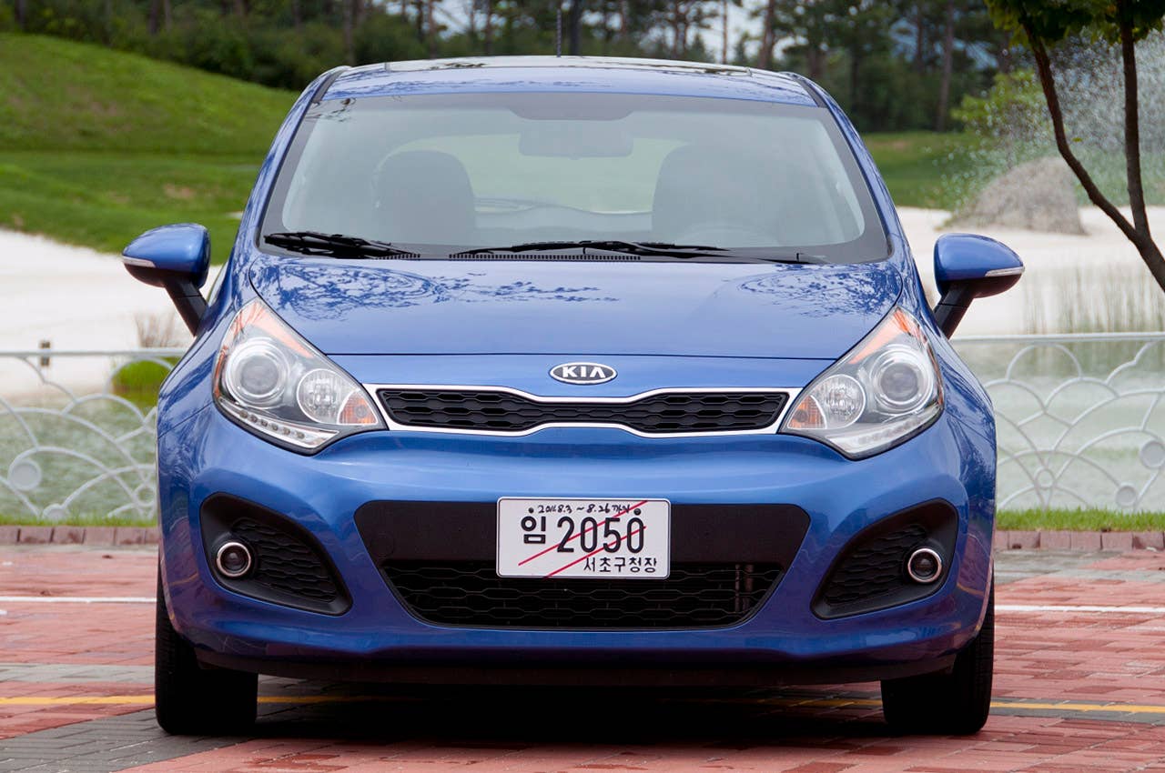 2012 Kia Rio 5-door front view
