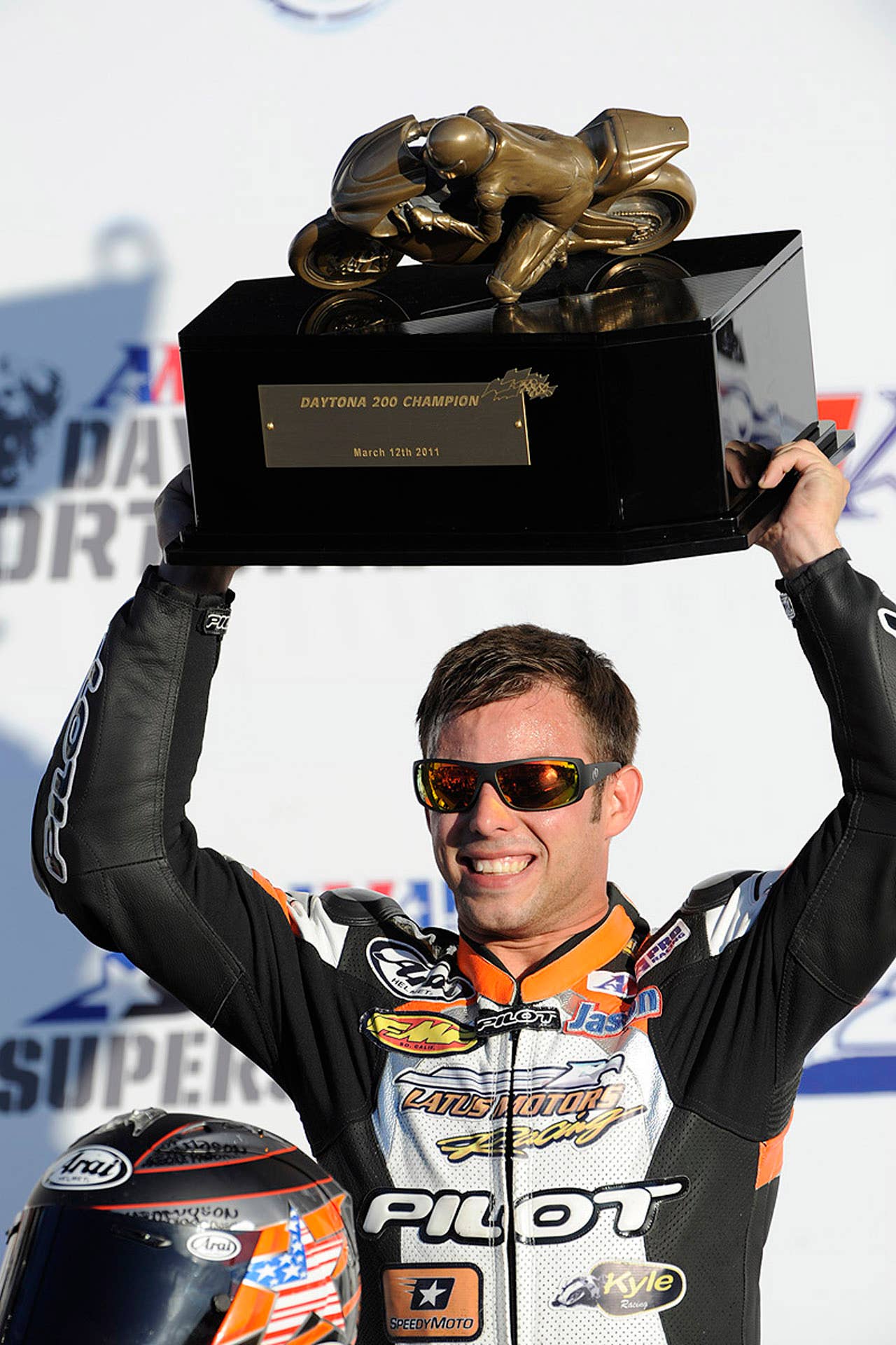 Jason DiSalvo wins the Daytona 200