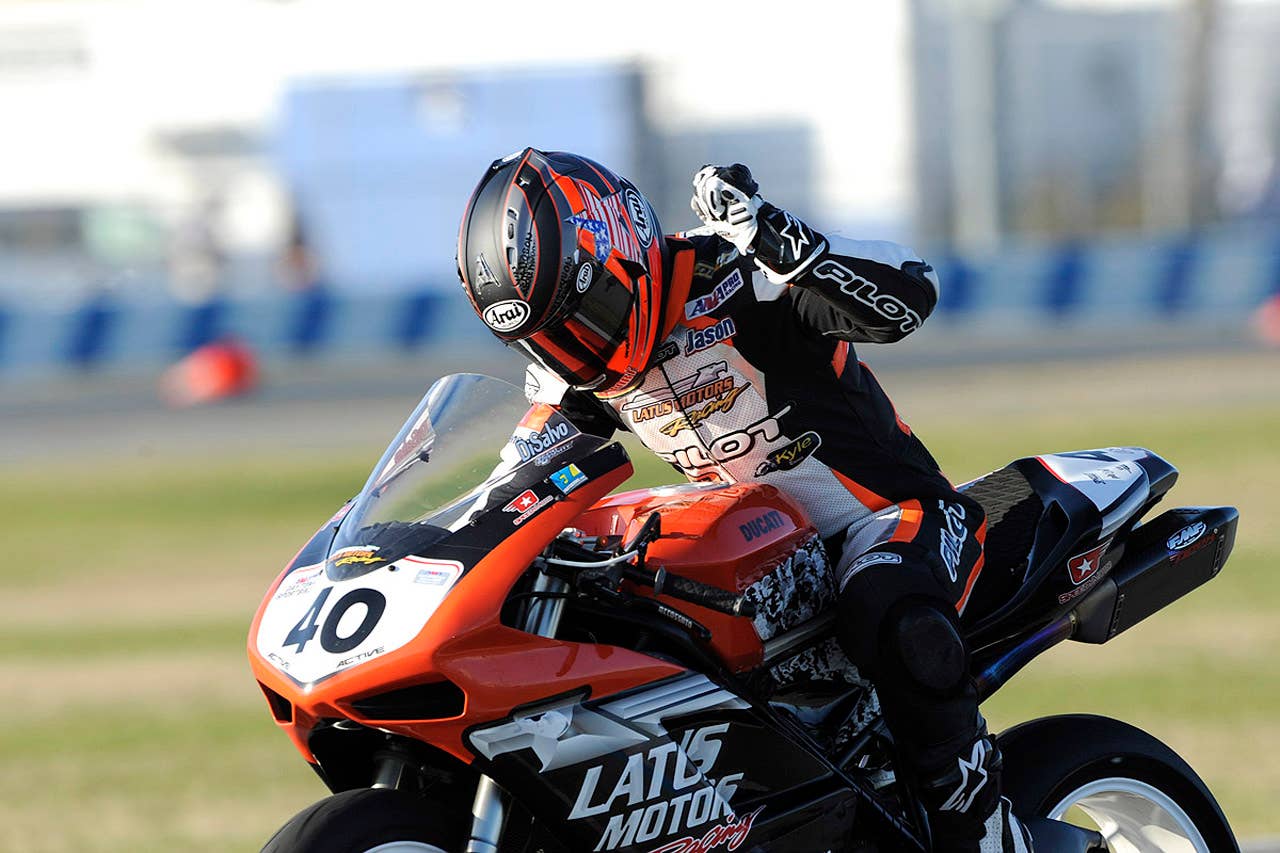 Jason DiSalvo wins the Daytona 200