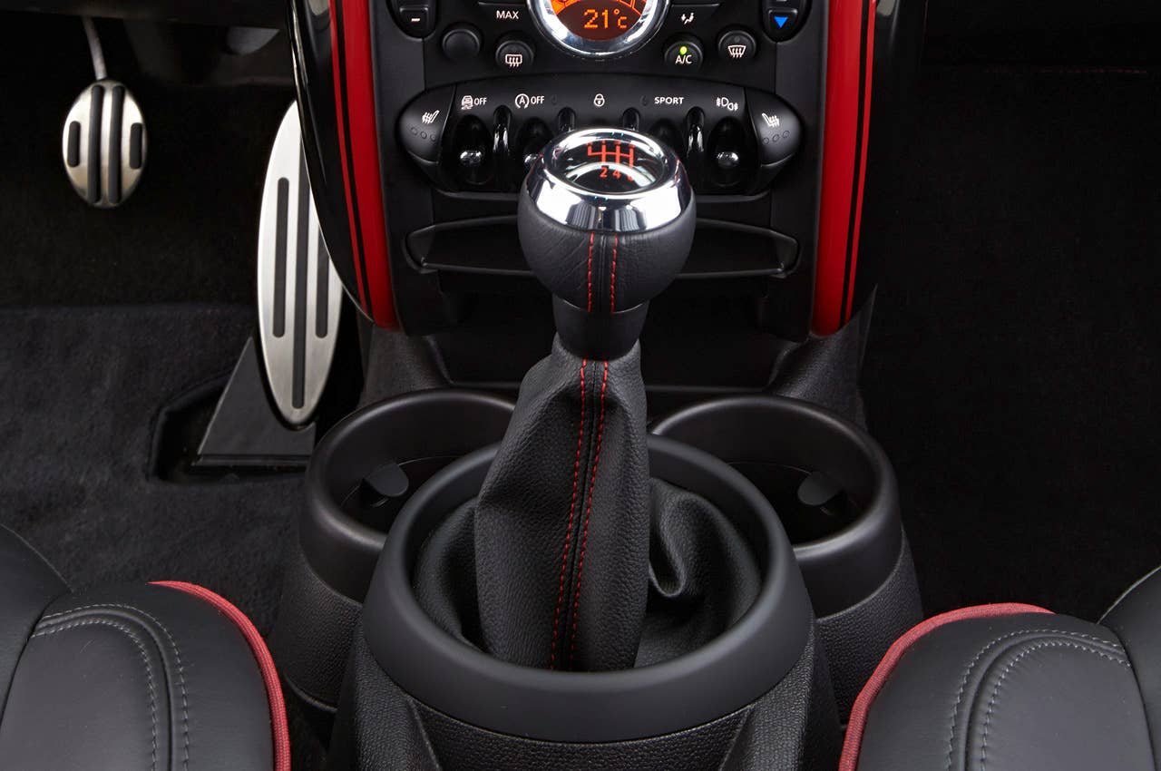 2014 Mini John Cooper Works Paceman All4 shifter