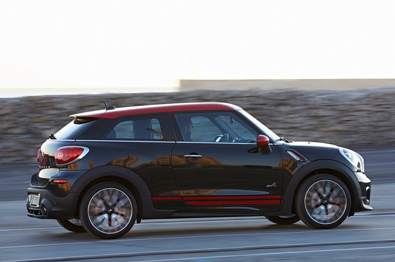 2014 Mini John Cooper Works Paceman All4 driving