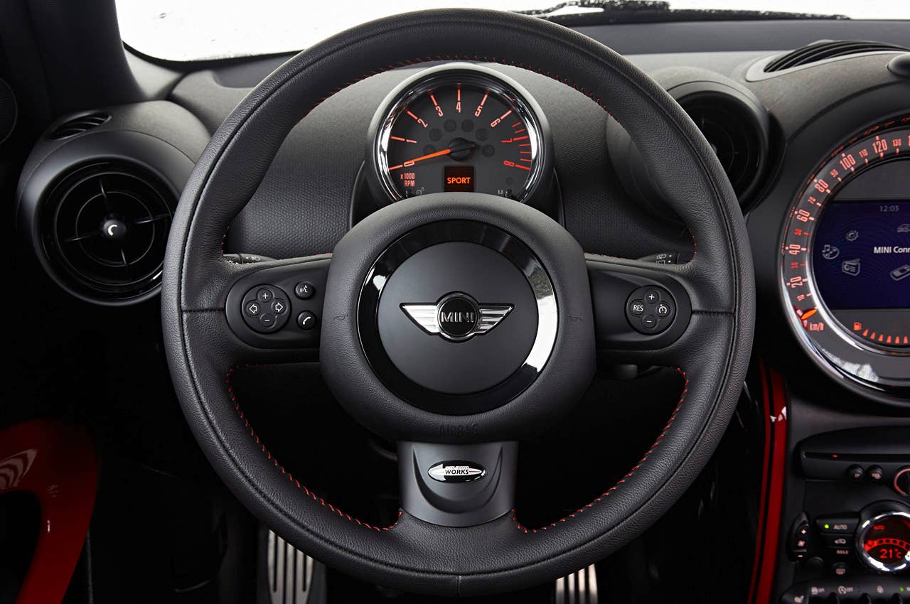 2014 Mini John Cooper Works Paceman All4 steering wheel