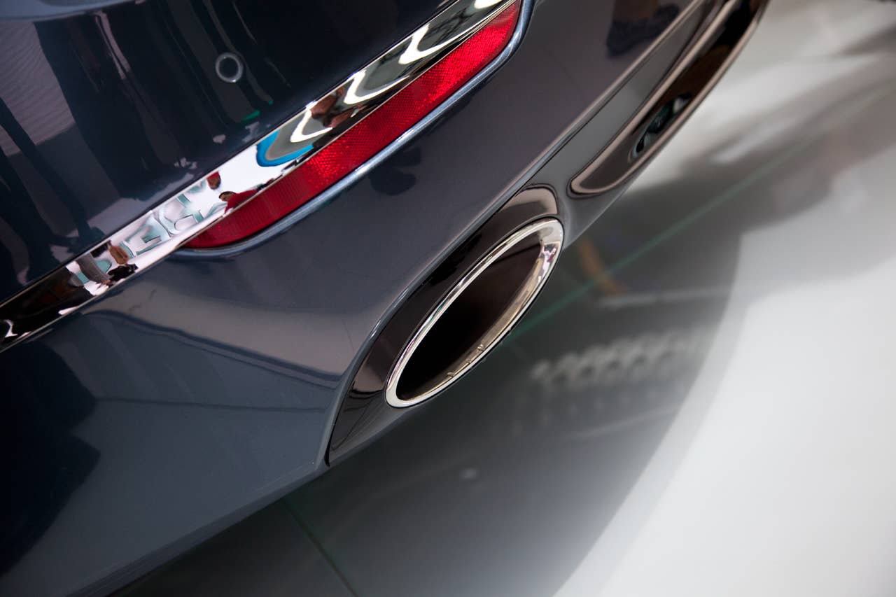 2014 Kia Cadenza exhaust