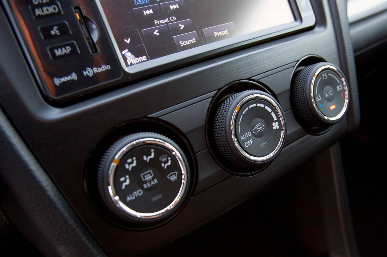 2013 Subaru XV Crosstrek climate controls