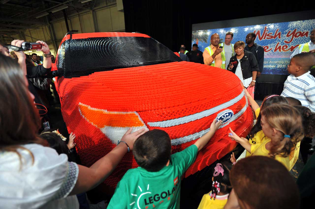 Lego Ford Explorer in the crowds at Legoland
