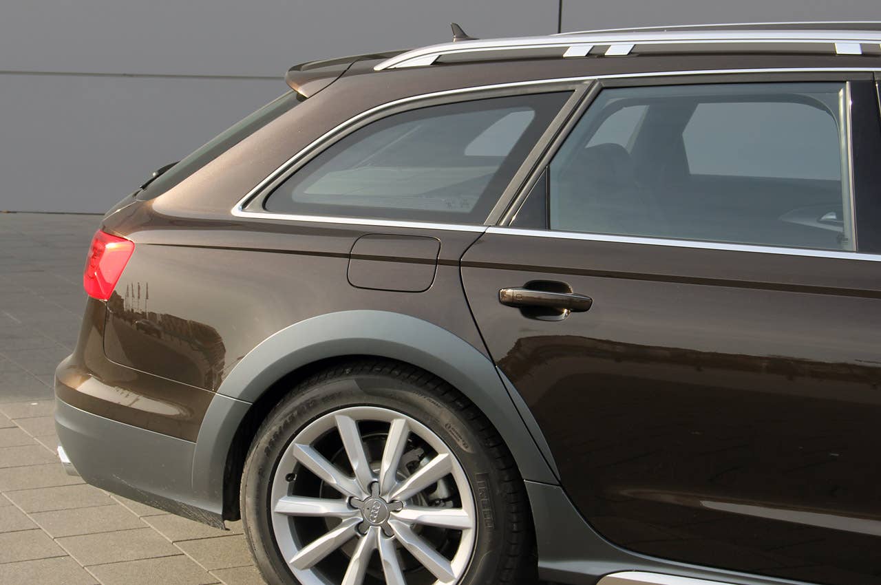 2012 Audi A6 Allroad Quattro side detail
