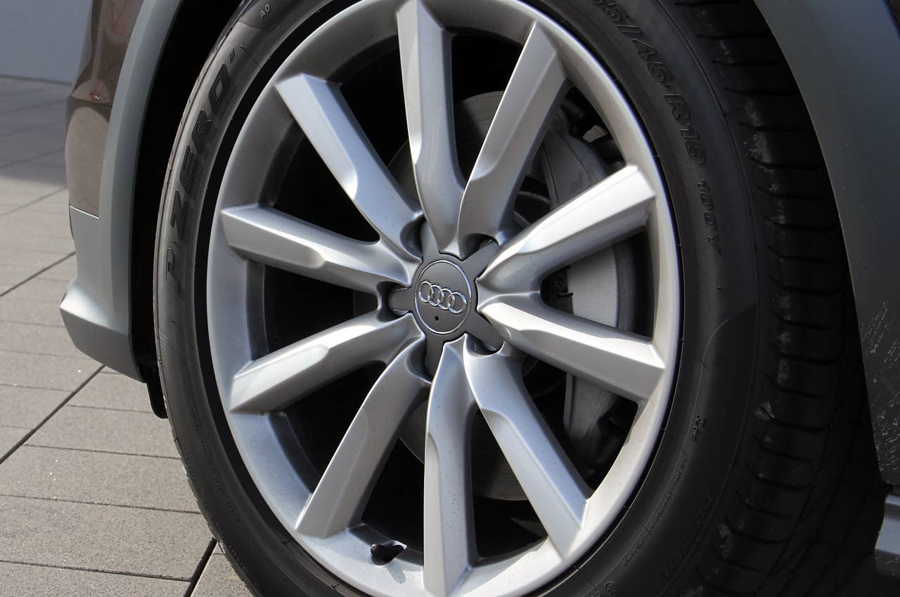 2012 Audi A6 Allroad Quattro wheel