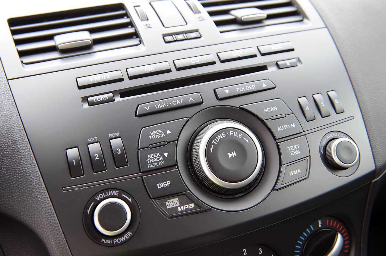 2012 Mazda3 Skyactiv audio controls