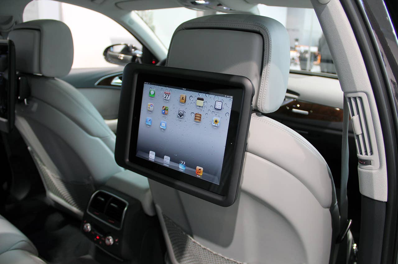 2012 Audi A6 Allroad Quattro rear seat television screens